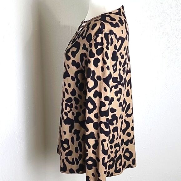 Heimish U.S.A. Leopard Print Top with Criss-Cross Neckline, Size Small - Picture 5 of 8